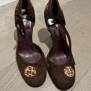 Retro Vintage Cheetah Heels
